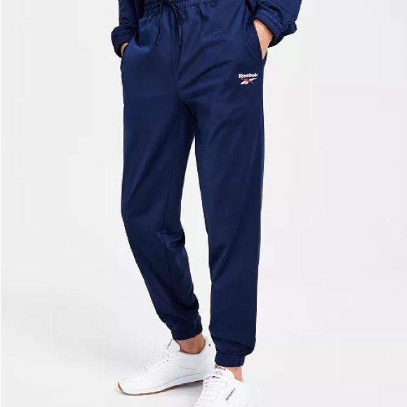 Men's Regular-Fit Identity Vector Drawstring Track Suit - Picture 2 of 8